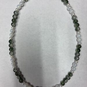 White & Green‑Green Beaded Necklace – Minimalist Hand‑Strung Jewelry